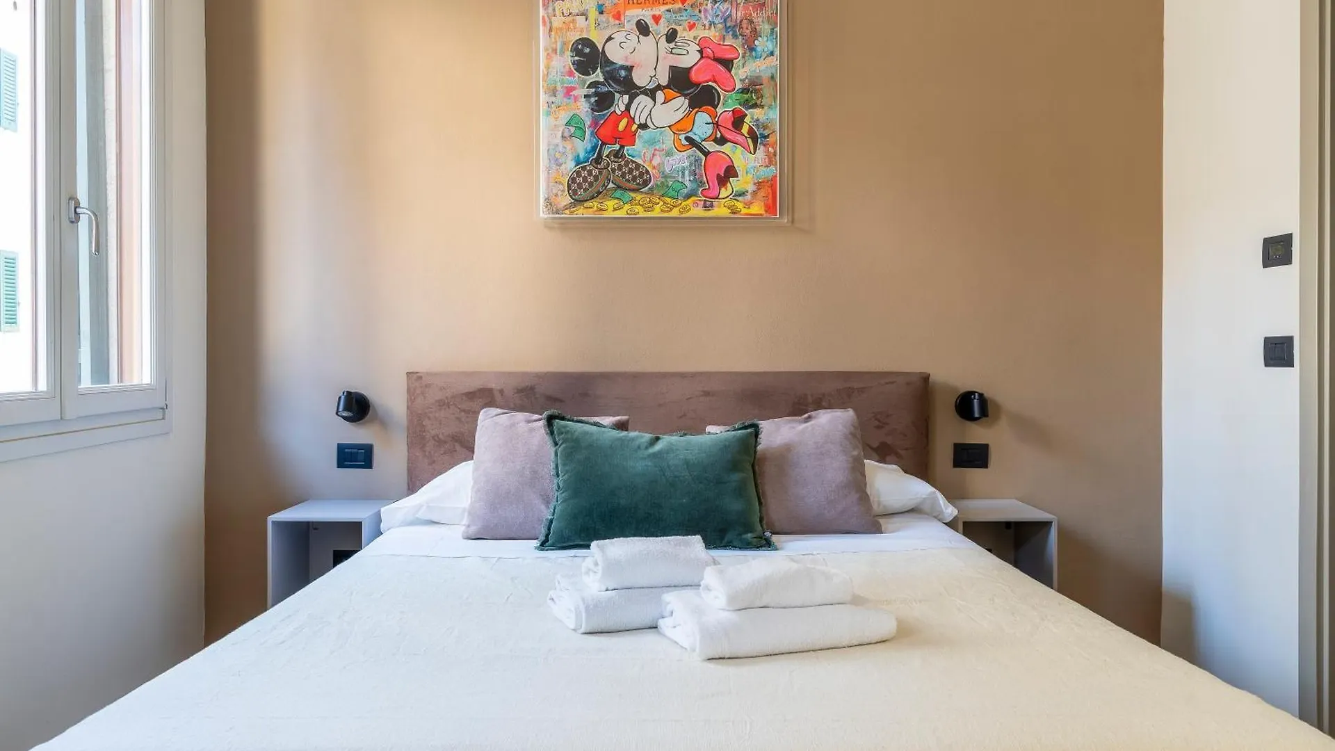 Oltrarno Deluxe, Florence